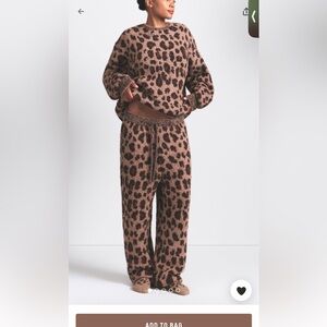 SKIMS NWT cozy knit joggers sienna leopard print L/XL
